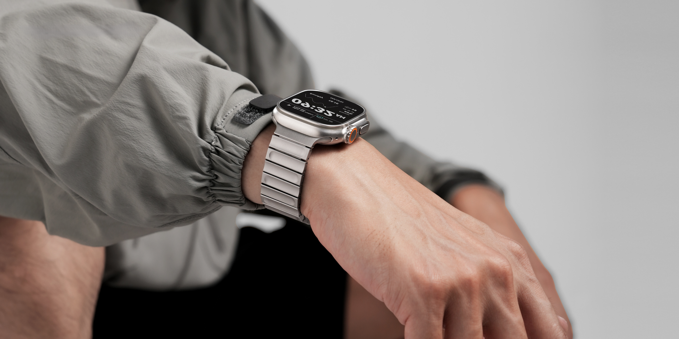 Apple Watchのバンドを傷つけずにクリーニングするにはどうすればいいですか?